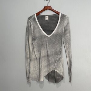 We The Free People Grey Long Beach V-Neck Tulip Hem Long Sleeve Top XS